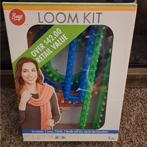 Boye Loom Kit - Blue and Green